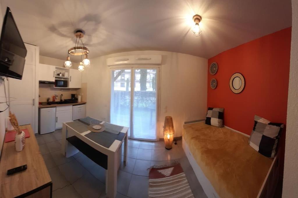 Appartement Du Chamois Roux, Dans Residence De Tourisme 3 Etoiles ลูร์ด ภายนอก รูปภาพ